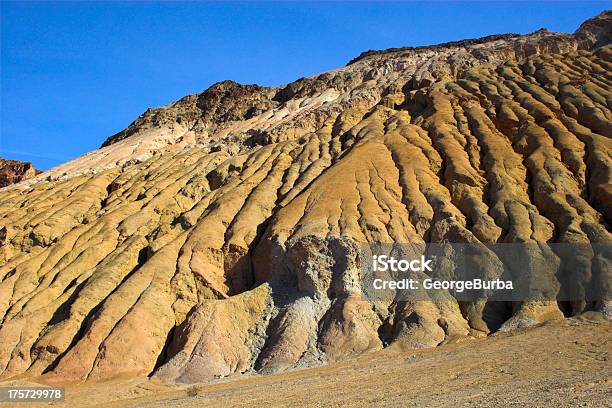 Foto de Minerais Multicolorida e mais fotos de stock de Areia - Areia, Azul, Barro