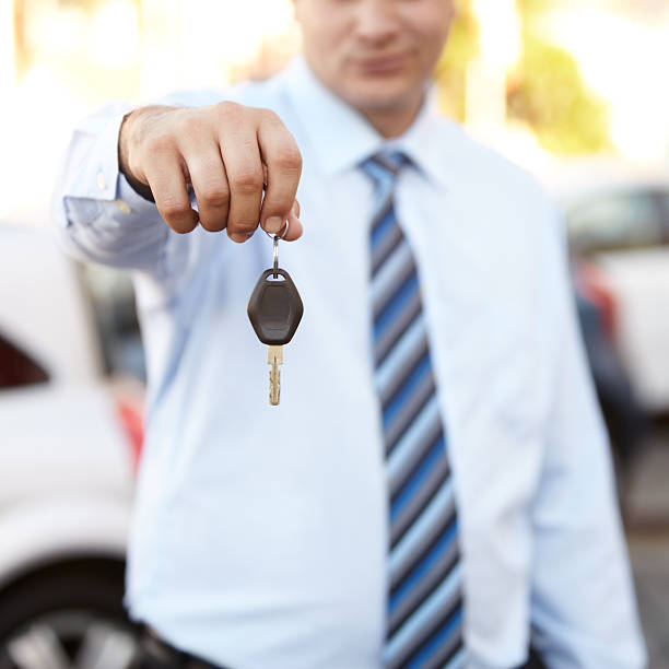 istock The key to your new ride 175731220
