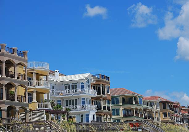 istock Luxury Florida Beach Homes 175733627