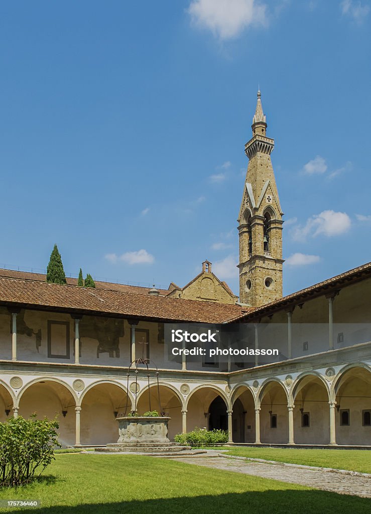 Basilica di Santa Croce. Florença, Itália - Foto de stock de Claustro royalty-free