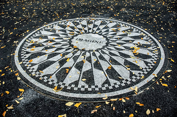 istock John Lennon Imagine Mosaic 175737361