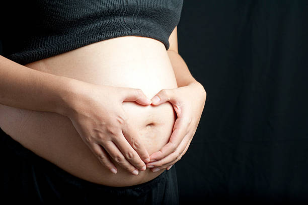 mulher grávida - model3 - fotografias e filmes do acervo