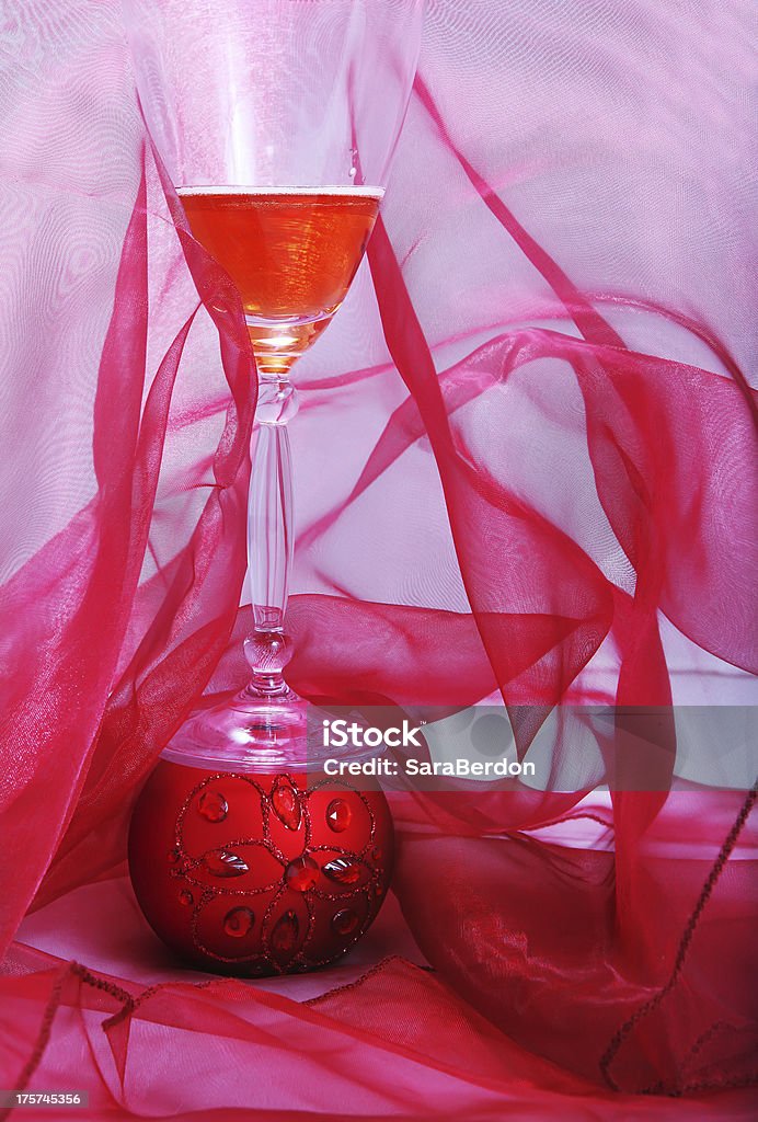 Champagne avec décoration - Photo de Alcool libre de droits