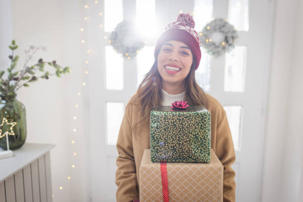 istock Coming home for Christmas 1757464224