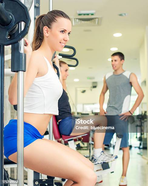 Fitness Stockfoto und mehr Bilder von Aktiver Lebensstil - Aktiver Lebensstil, Aktivitäten und Sport, Anaerobes Training