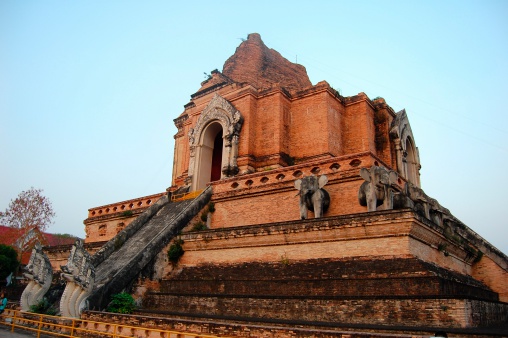Ancient Wat Chedi Luang temple at sunset,