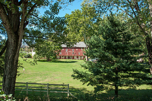 istock Hellertown Farm 175780364