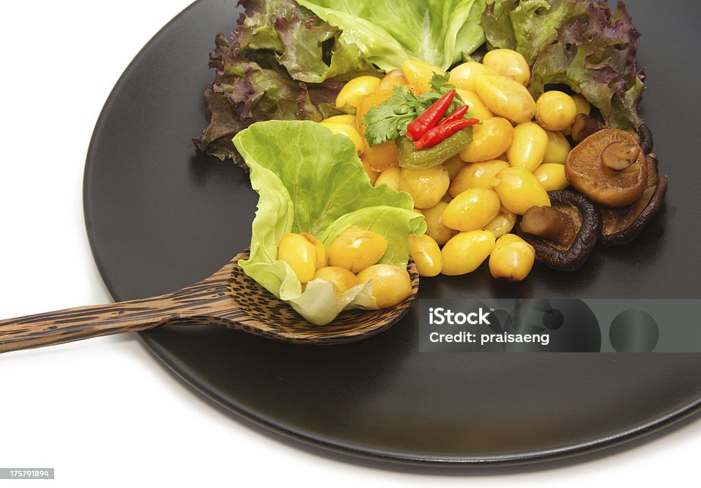 Cucina vegetariana cibo, ginkgo Seme con Fungo - Foto stock royalty-free di Cibo