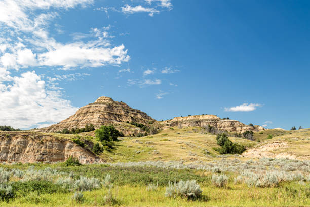 istock Panoramic North Dakota Prairie Landscape 1758039217