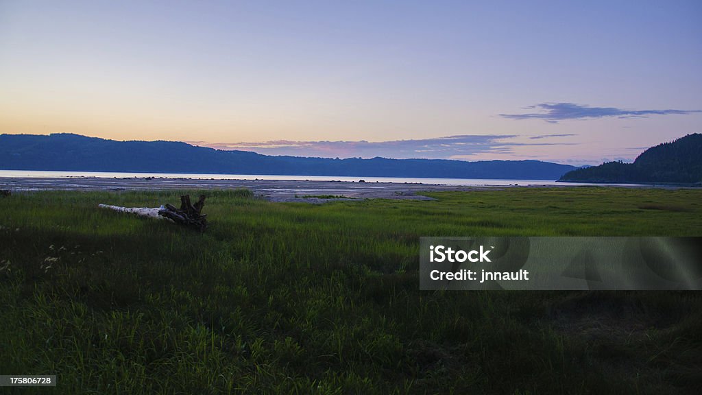 Пляж заката, Lake, River, Фиорд, Канада, Квебек, Saguenay, Береговая линия - Стоковые фото Без людей роялти-фри