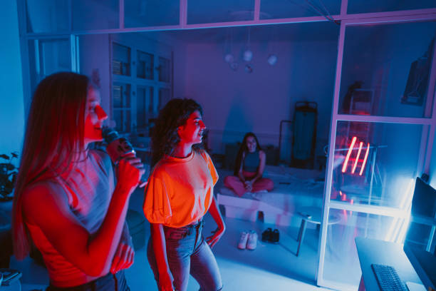 istock Karaoke house party 1758097658