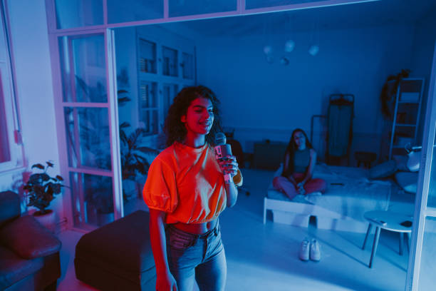istock Karaoke house party 1758098117