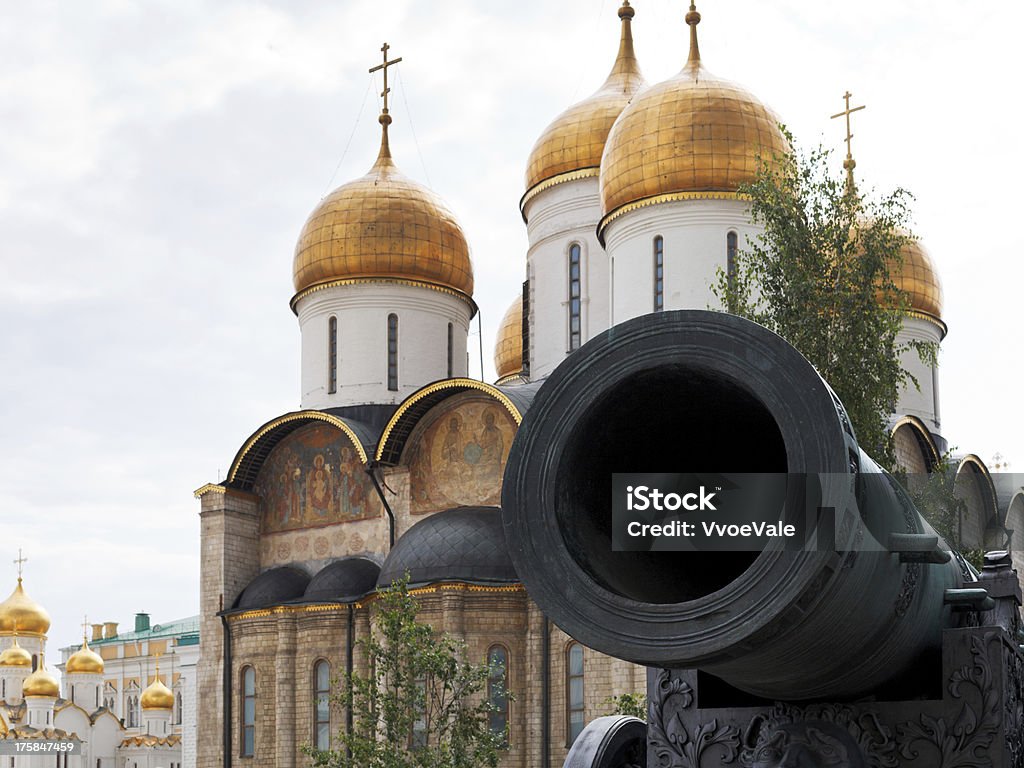 Tsar'Cannon y dormición catedral de moscú - Foto de stock de Aire libre libre de derechos