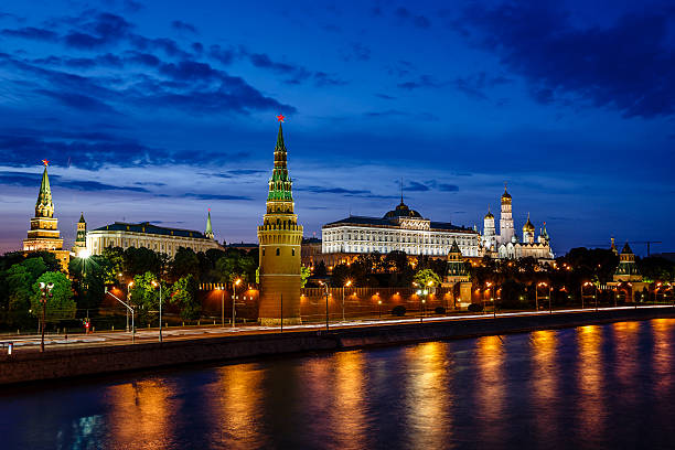 istock Moscow Kremlin and River Illuminated in the Evening, Russia 175864433