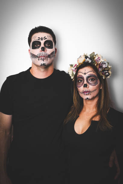 istock Day of the Dead Couple 1758813094