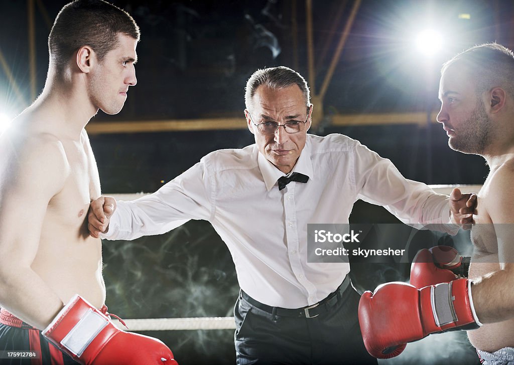 Combate de boxeo. - Foto de stock de Árbitro - Deportes libre de derechos