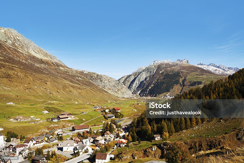 Andermatt w Szwajcarii - Zbiór zdjęć royalty-free (Alpy)