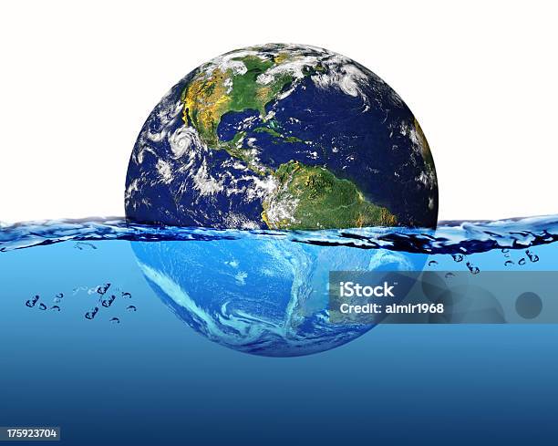 Terra E Acqua - Fotografie stock e altre immagini di Pianeta Terra - Pianeta Terra, Schizzare, Acqua