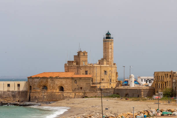алжир, алжир, алжир : маяк адмиралтейства в алжире, алжир, алжир. - admiralty bay стоковые фото и изображения