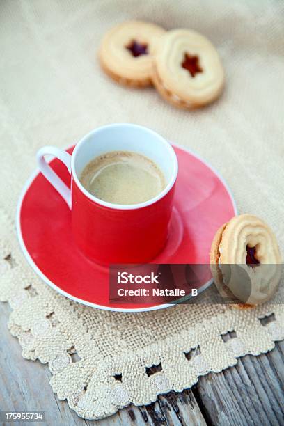 Foto de Espresso E Biscoitos e mais fotos de stock de Amêndoa - Amêndoa, Bebida, Biscoito