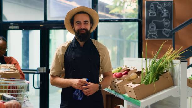 istock Small business owner in zero waste store 1759559499