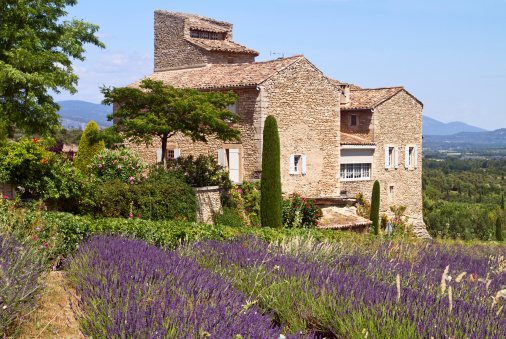 Provence house photo
