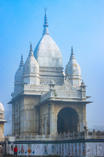 Jehangir Mahal (Orchha Fort) in Orchha, Madhya Pradesh, India. View through an arch is located in the Orchha town in the Indian state of Madhya Pradesh.