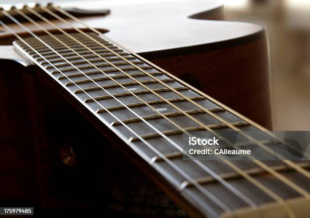 Guitarra Acústica Pescoço - Fotografias de stock e mais imagens de Acorde - Acorde, Adulação, Antigo