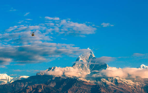 istock Landscape view of Mount Machhapuchre range 1759857274