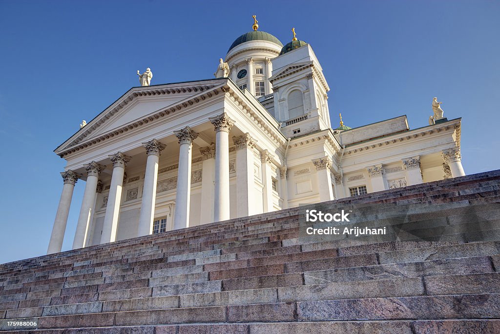 Escaleras de church - Foto de stock de Escaleras libre de derechos