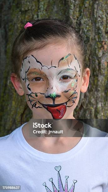 Tinta Facial As Crianças Criança Pintura Maquiagem Celebração Gato - Fotografias de stock e mais imagens de 2-3 Anos
