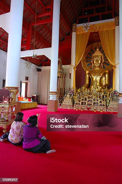 Phra Buddha - Fotografias de stock e mais imagens de Buda - Buda, Budismo, Conceito