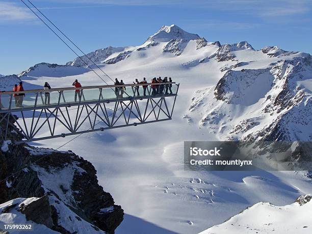 Photo libre de droit de Pont De Nulle Part banque d'images et plus d'images libres de droit de Sölden - Sölden, Montagne, État fédéré du Tyrol