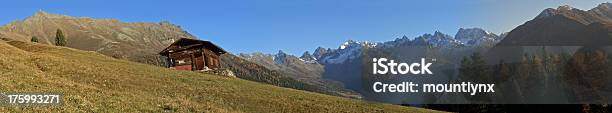 Foto de Panorama Fiss e mais fotos de stock de Cabana de Madeira - Cabana de Madeira, Neve, Alpes europeus