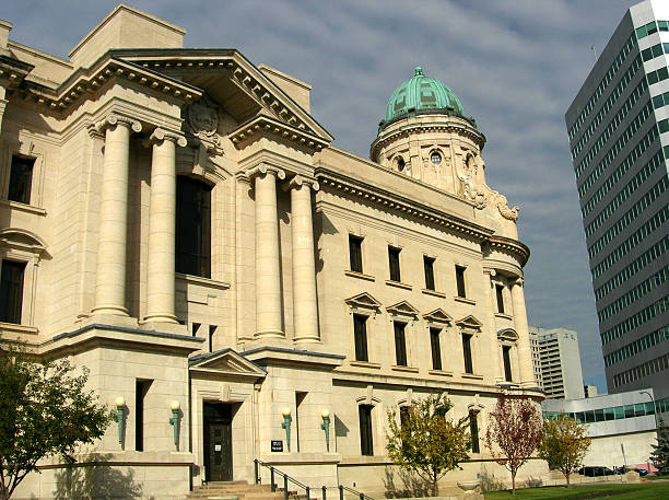 istock Winnipeg Law Court 175993465