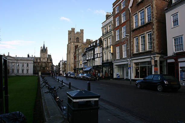 istock Cambridge England city street scene 175994623