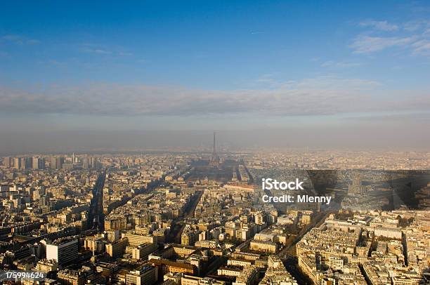 Parigi - Fotografie stock e altre immagini di Albero - Albero, Ambientazione esterna, Blu