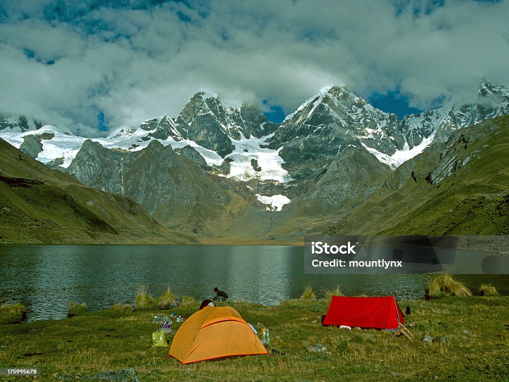 Acampar lugar cordilheira Huayhuash - Royalty-free Peru - América do Sul Foto de stock