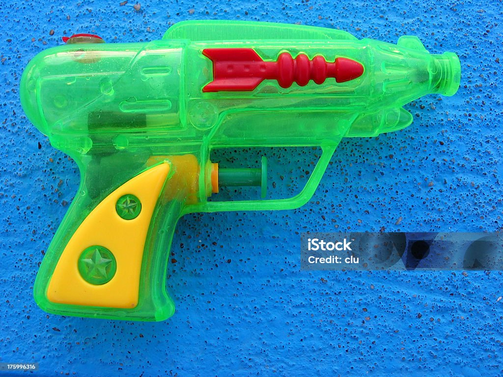 Pistola de agua - Foto de stock de Amarillo - Color libre de derechos