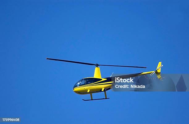 Helicóptero Amarelo - Fotografias de stock e mais imagens de Amarelo - Amarelo, Ambulância Aérea, Asa de aeronave