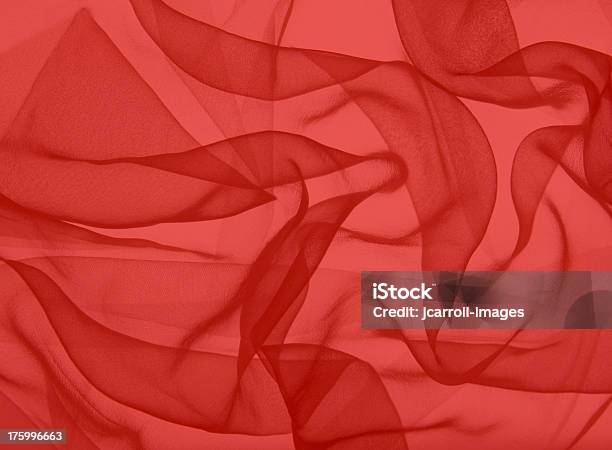 Suavemente Seda Vermelho - Fotografias de stock e mais imagens de Véu - Véu, Vermelho, Plano de Fundo