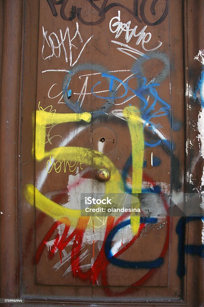 Peinture sur graffiti coloré grunge panneaux de porte en bois encadrée - Photo de Art libre de droits