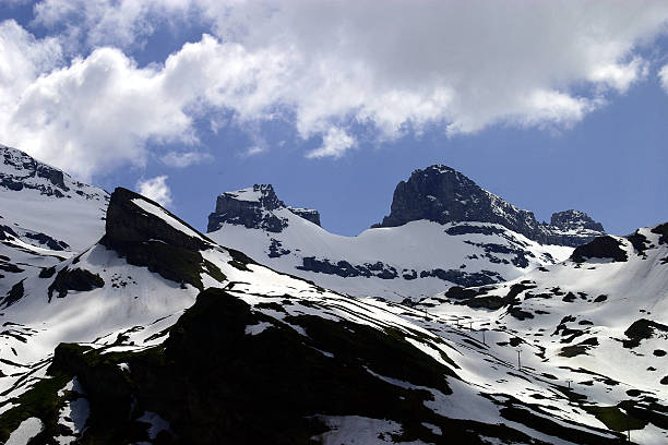 Os Alpes - foto de acervo