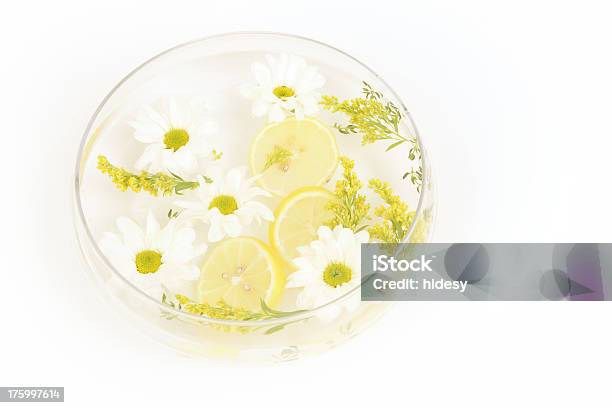 Lemon Wasser Stockfoto und mehr Bilder von Aromatherapie - Aromatherapie, Auf dem Wasser treiben, Blume