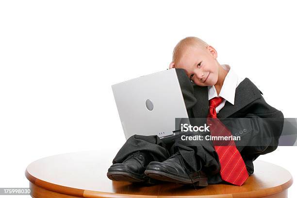 Sohn Seines Vaters Eigenen Stockfoto und mehr Bilder von Jungen - Jungen, Kind, Programmierer