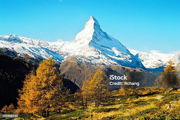 マッターホルン山 02 - マッターホルンのストックフォトや画像を多数ご用意 - マッターホルン, 秋, スイス