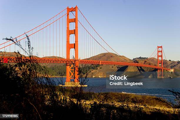 Foto de Ponte Golden Gate De San Francisco e mais fotos de stock de Arquitetura - Arquitetura, Aço, Baía