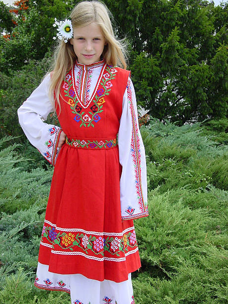 major Render embarrassed Bulgarian National Folk Dress Stock Photo - Download Image Now - Bulgaria, Traditional  Clothing, Child - iStock