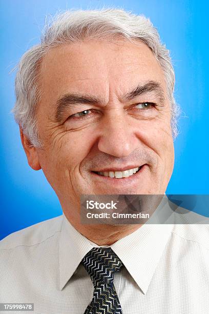 Foto de Optimista Empresário e mais fotos de stock de Cabelo Branco - Cabelo Branco, 50-54 anos, Etnia caucasiana