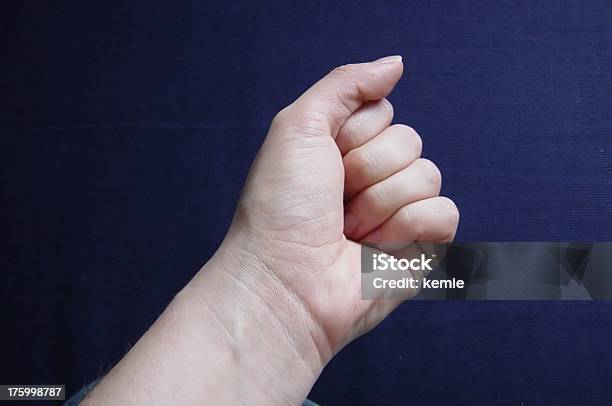 Foto de Mão Seriesfechado e mais fotos de stock de Muito Pequeno - Muito Pequeno, Mão em punho, Agarrar